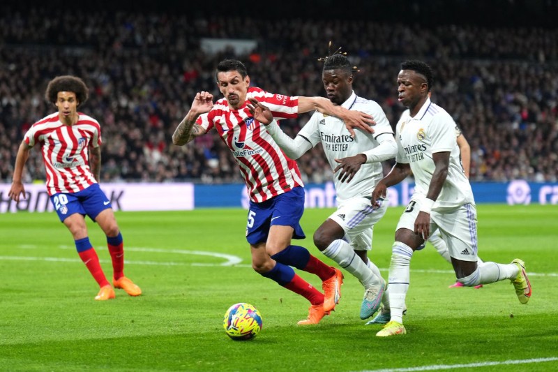 Atletico gặp khó khăn trước Real Madrid