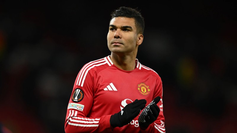 Casemiro tuyên bố chia tay Man Utd 2 MU không gia hạn với tiền vệ người Brazil