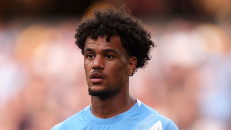 Oscar Bobb chính thức gia nhập Fulham 1 Bobb gặp khó khi cạnh tranh suất thi đấu tại Man City