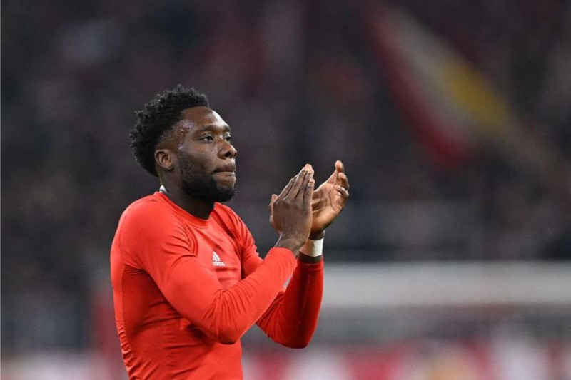Alphonso Davies lỡ hẹn ngày khai mạc World Cup 2026 1 Alphonso Davies nỗ lực trở lại World Cup